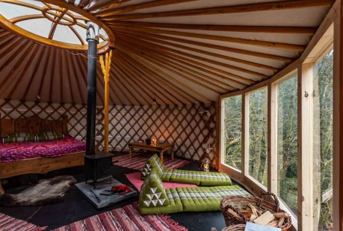 Glamping buckinghamshire pods willow dcim101mediadji